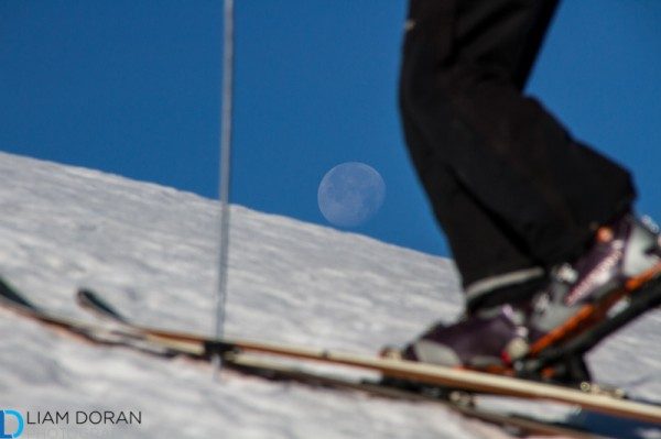 © 2013 Liam Doran | Shoot for the moon! Light enough to bring on all your adventures. Shutter speed: 1/1000 sec | Aperture: f13 | ISO 500 | Focal Length: 250mm