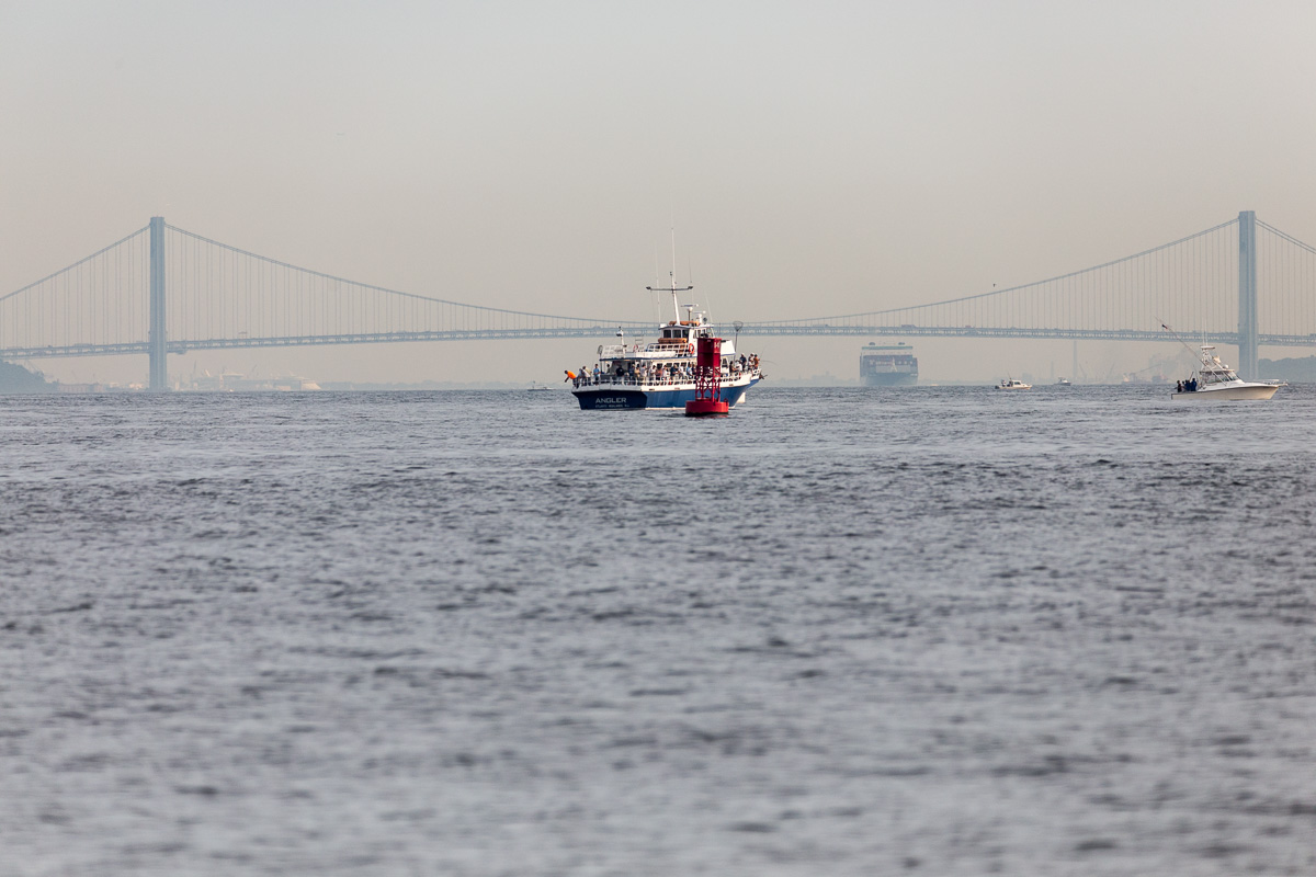But the ability to zoom in and out and lock focus at different lengths, can be very helpful; which adds to the versatility. Here's the same boat, bridge, and buoy at the shortest focal length. 1/2000 F6.3 ISO 800 at 150mm on the 6D.