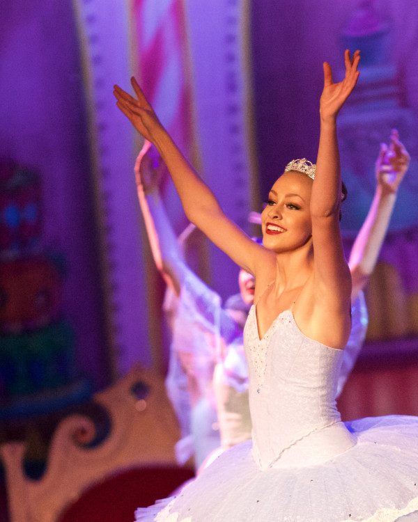 © 2016 Lisa Sellge | Hannah Preston as The Snow Queen reigns over her snowflakes in North County Academy of Dance’s annual performance of The Nutcracker in Bonsall, CA