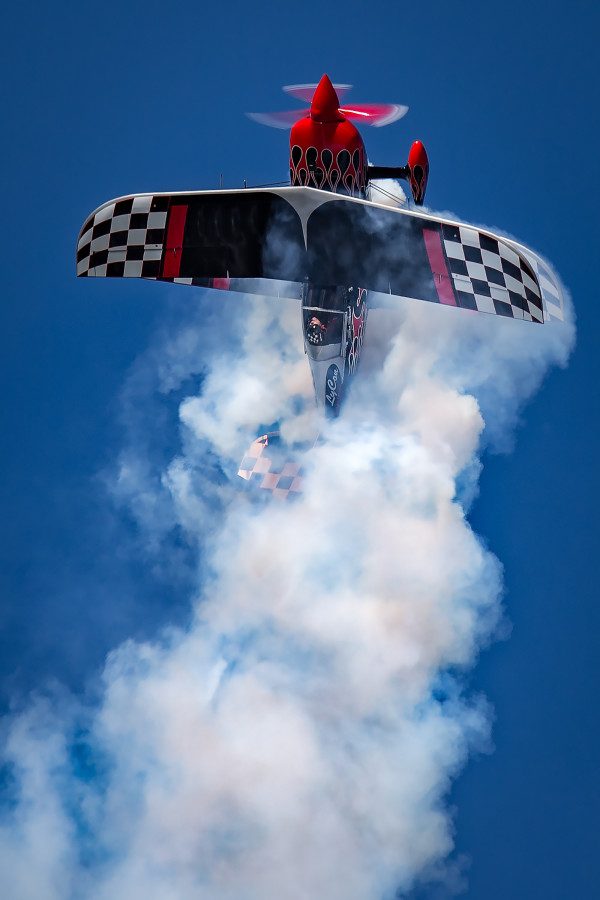 ©Jim Koepnick 2016 | Air Show action- Sigma 150-600 f/5-6.3 DG OS HSM Sport lens at 548mm; ISO 200; f9 at 1/320 second. 