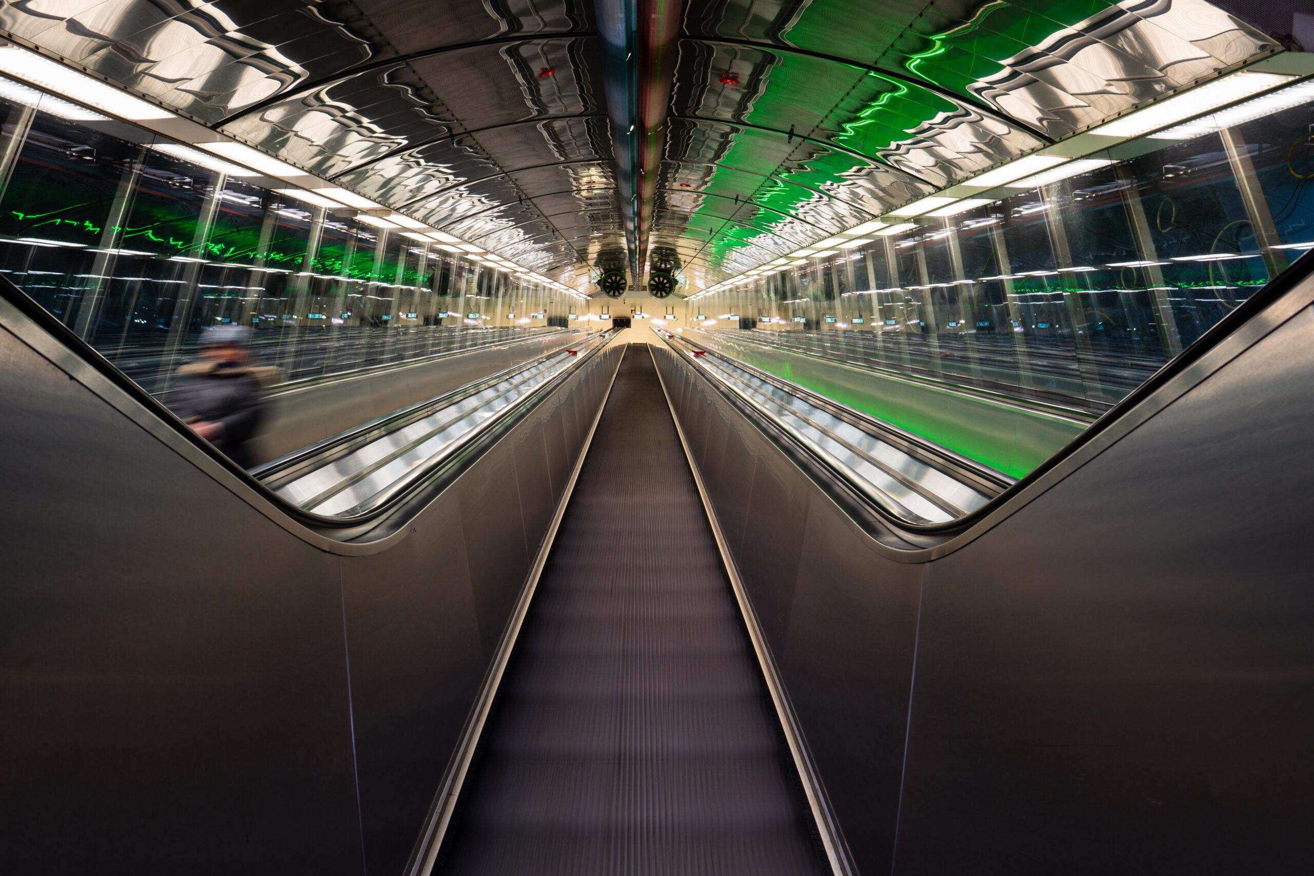 Wandering Between Lines and Light: Sigma 15mm F1.4 DC Contemporary