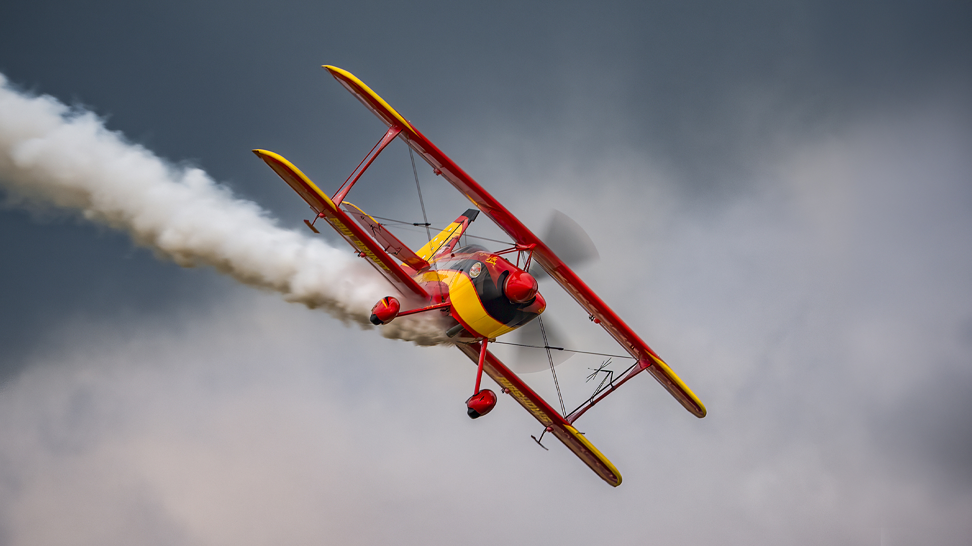 Testing the Fastest Ultra-Telephoto Zoom for Air Show Photography: Sigma 300-600mm F4 DG OS Sports