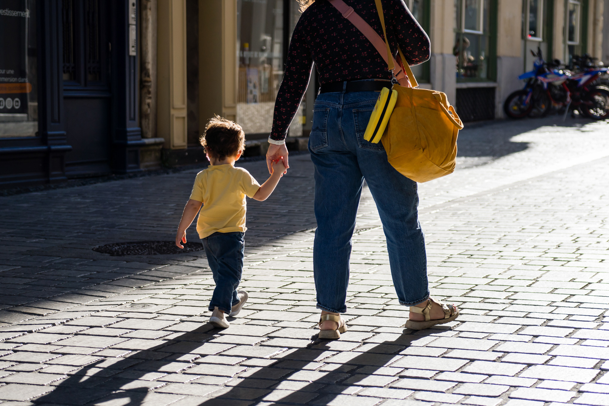 Freedom to Move: A Family Session with the Sigma 50-120mm F2.8 DC OS Contemporary Lens